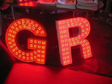 常德LED发光字常见的安装误区。